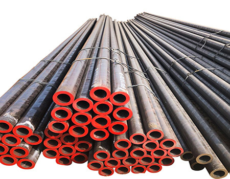 뜨거운 굴려진 A106 무계목 강관 ASTM A53 Gr. 흑색 도장과 탄소